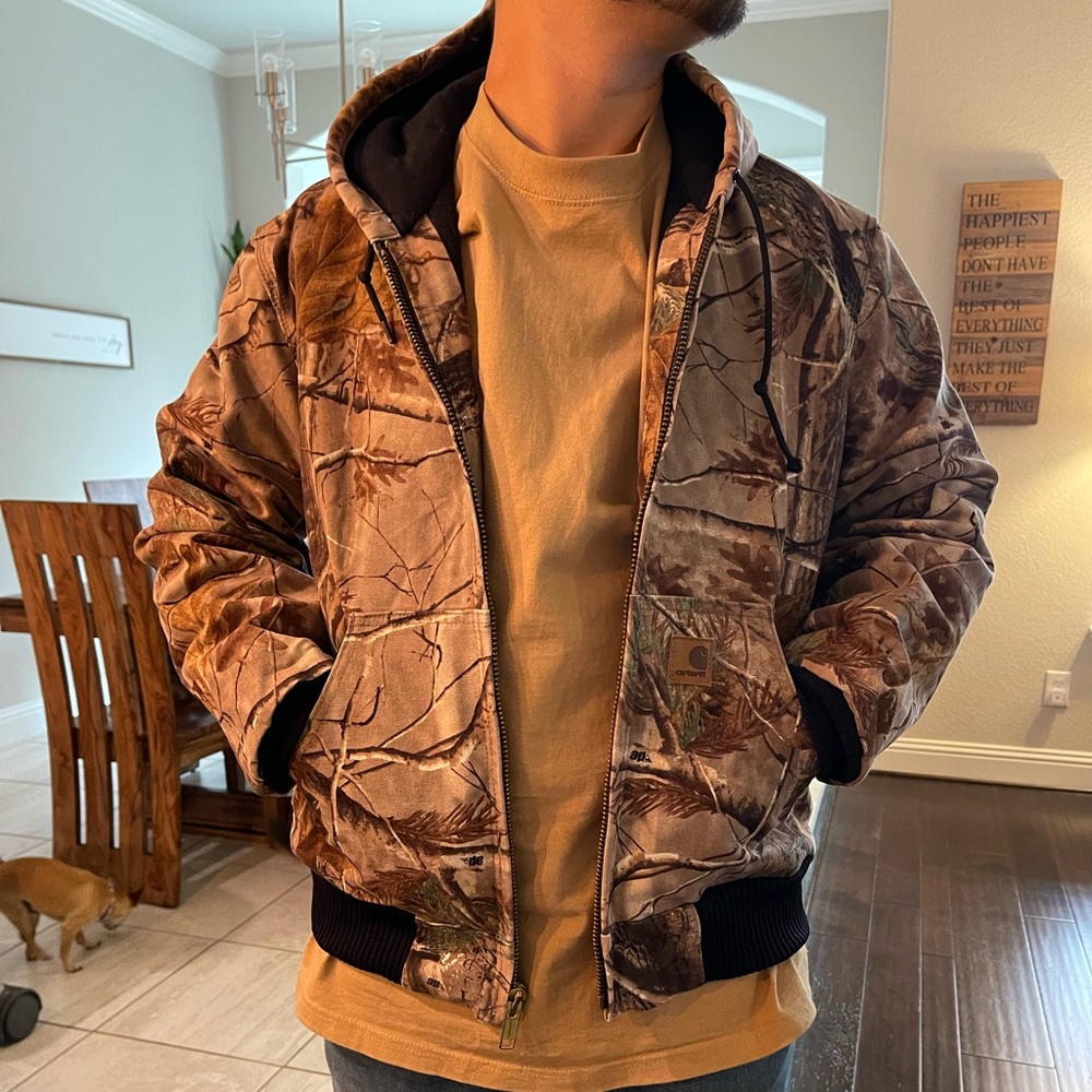 VTG Carhartt Realtree Camo J221 CAP Quilted Lined Hunting Jacket Sz Small Reg